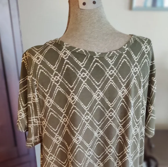 Luluroe Olive Green Patterned Dress 2XL - Picture 5 of 7